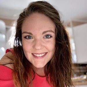 Meet your Posher, Abigale